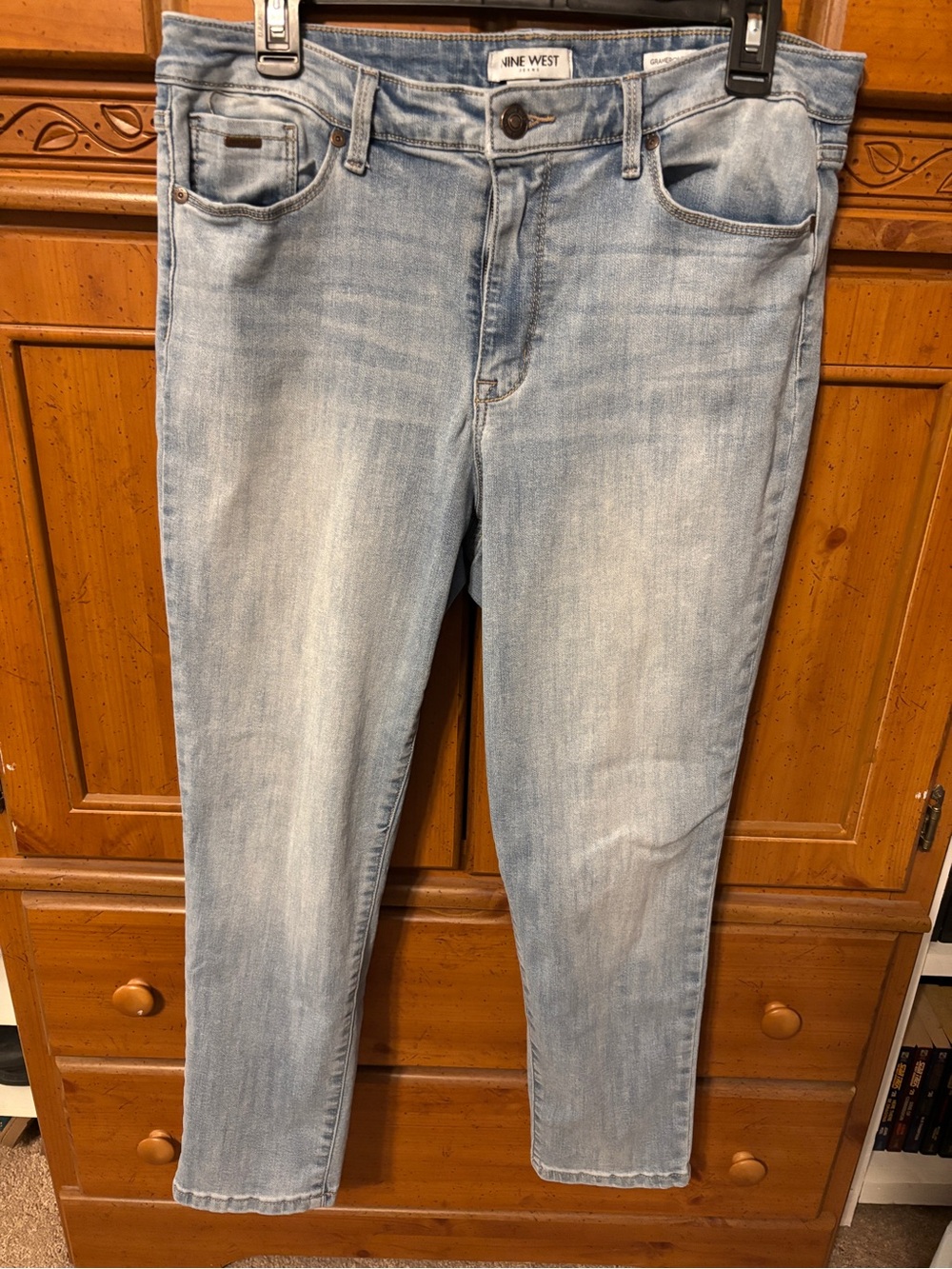 Nine West Gramercy Crop Light Blue Denim Jeans